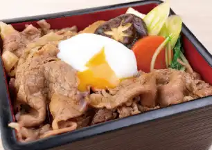 下北牛のすき焼き重