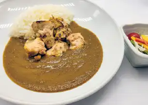 炭火焼チキンカレー